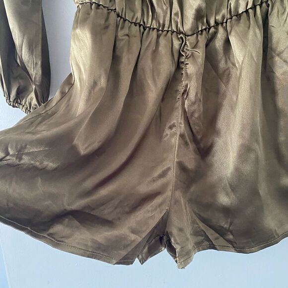 Active USA Romper Size S - Picture 2 of 6